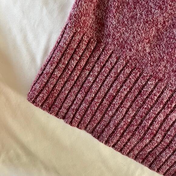 Athleta Soft Wool Cashmere Red V Neck Pullover Sweater Wmns S Preppy Casual - Picture 5 of 9